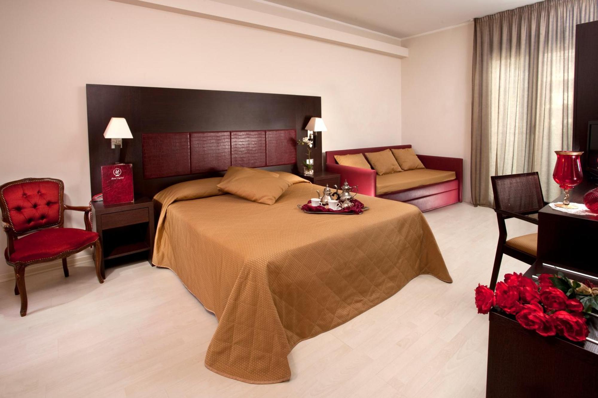 Hotel Capitol San Mauro Mare Eksteriør bilde